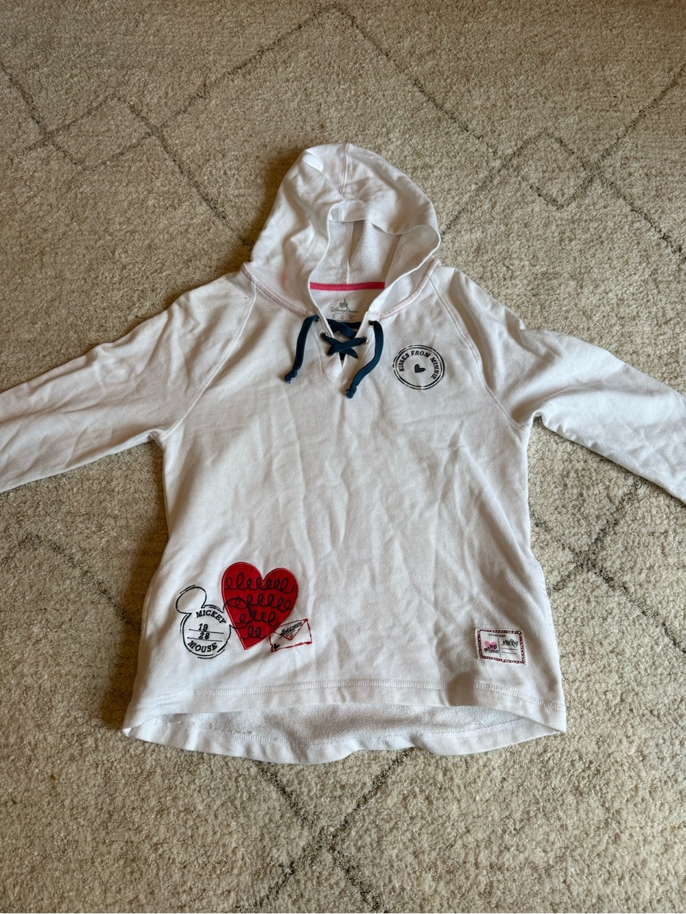 Disney Kisses From Minnie Top Size S